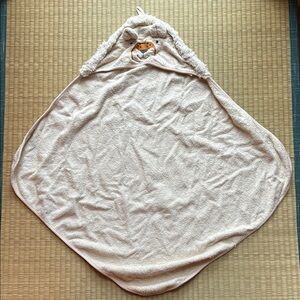 Cream Hooded Baby Towel with Bear Design